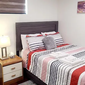  Apartment Two Luxury Bedrooms In The Basement Canada