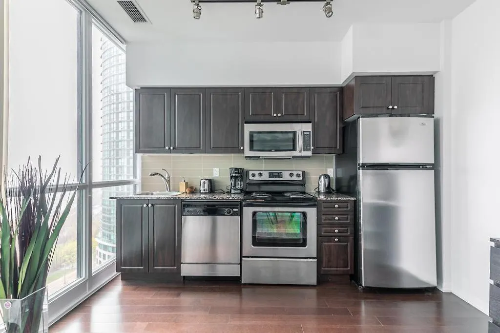 Apartment Stunning Top Floor Lake View Studio Near Cn Tower Toronto Canada
